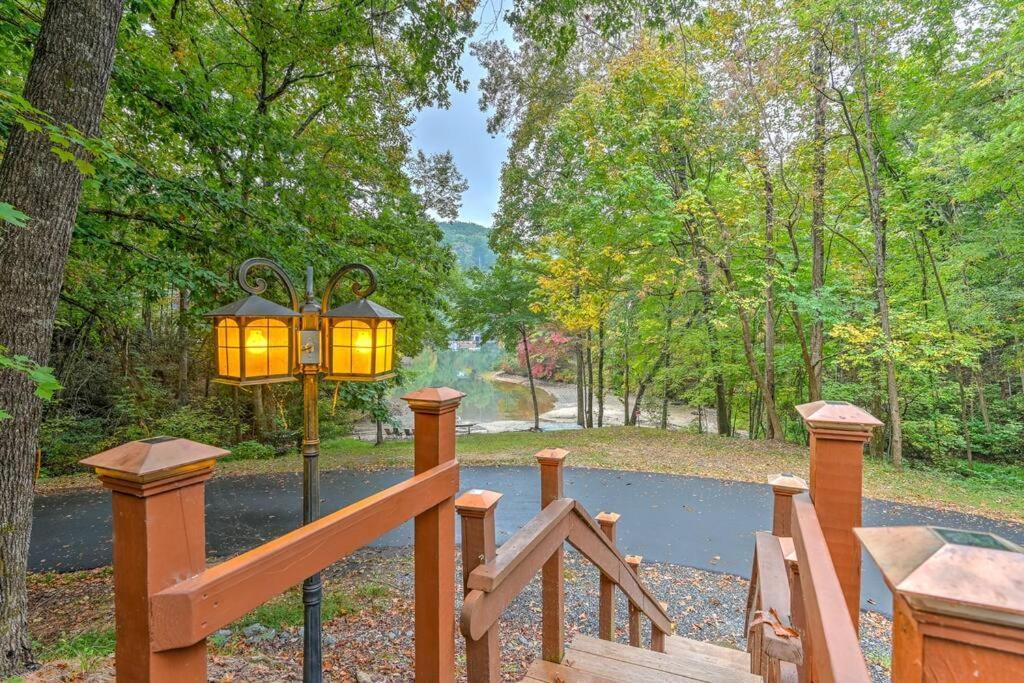 לייק לור The Cove Retreat- Hot Tub/Screened Porch/Game Room מראה חיצוני תמונה